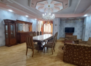 İcarəyə verilir 4 otaqlı 160 m2 yeni tikili 28 May m.