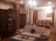 Satılır 3 otaqlı 133 m2 yeni tikili Tibb Universiteti