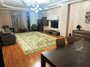 İcarəyə verilir 3 otaqlı 196 m2 yeni tikili Sahil m.