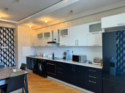 İcarəyə verilir 3 otaqlı 200 m2 yeni tikili 28 may