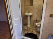 Satılır 1 otaqlı 25 m2 köhnə tikili Azadlıq prospekti m.