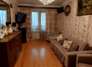 Satılır 2 otaqlı 60 m2 köhnə tikili Əhmədli m.