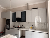 İcarəyə verilir 3 otaqlı 140 m2 ofis Rəsulzadə