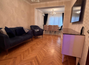Satılır 3 otaqlı 90 m2 köhnə tikili Əhmədli m.