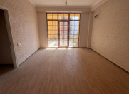 Satılır 3 otaqlı 82 m2 yeni tikili 28 May m.