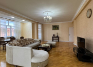 İcarəyə verilir 3 otaqlı 180 m2 yeni tikili 28 May m.