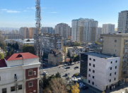 Satılır 4 otaqlı 160 m2 yeni tikili İnşaatçılar m.