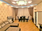 Satılır 4 otaqlı 140 m2 yeni tikili 20 yanvar m.