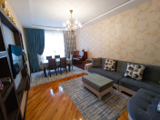 Satılır 3 otaqlı 95 m2 yeni tikili 20 yanvar m.