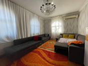 Satılır 3 otaqlı 200 m2 həyət evi Badamdar