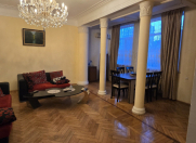 Satılır 4 otaqlı 140 m2 köhnə tikili Koala parkı