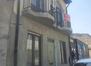 Satılır 3 otaqlı 64 m2 həyət evi Azneft meydanı