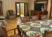 İcarəyə verilir 2 otaqlı 110 m2 yeni tikili Gənclik m.