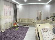 Satılır 8 otaqlı 230 m2 həyət evi Badamdar