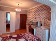 Satılır 4 otaqlı 110 m2 köhnə tikili 8 mkr