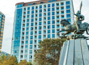 Satılır 2 otaqlı 95 m2 yeni tikili Gənclik m.