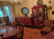 Satılır 3 otaqlı 90 m2 köhnə tikili Elmlər Akademiyası m.