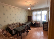 Satılır 2 otaqlı 60 m2 köhnə tikili Memar Əcəmi m.