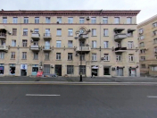 Satılır 2 otaqlı 52 m2 köhnə tikili Dövlət Statistika Komitəsi