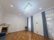 Satılır 3 otaqlı 100 m2 köhnə tikili Bakı Musiqi Akademiyası