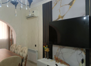 Satılır 3 otaqlı 94 m2 köhnə tikili Azadlıq prospekti m.