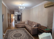 Satılır 4 otaqlı 110 m2 köhnə tikili 8 mkr