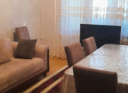 Satılır 5 otaqlı 130 m2 köhnə tikili Həzi Aslanov m.