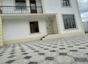 Satılır 4 otaqlı 130 m2 həyət evi Binə