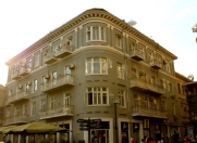 Satılır 3 otaqlı 110 m2 köhnə tikili Azadlıq meydanı