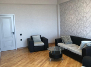 Satılır 2 otaqlı 90 m2 yeni tikili 8 Noyabr m.