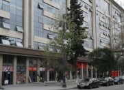 Satılır 3 otaqlı 80 m2 köhnə tikili Atatürk parkı