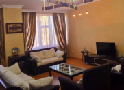 İcarəyə verilir 3 otaqlı 168 m2 yeni tikili Elmlər Akademiyası m.