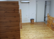 İcarəyə verilir 2 otaqlı 70 m2 köhnə tikili Həzi Aslanov m.