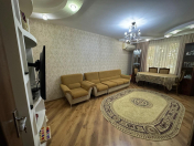 Satılır 4 otaqlı 100 m2 köhnə tikili Əhmədli m.