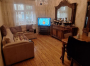 Satılır 3 otaqlı 70 m2 köhnə tikili Y.Günəşli