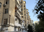 Satılır 2 otaqlı 60 m2 köhnə tikili Lider telekanalı
