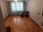 Satılır 2 otaqlı 45 m2 köhnə tikili 8 mkr