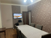 Satılır 2 otaqlı 62 m2 köhnə tikili 8 mkr