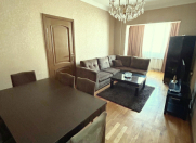 Satılır 3 otaqlı 70 m2 köhnə tikili Azadlıq prospekti m.