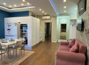 Satılır 4 otaqlı 170 m2 yeni tikili Gənclik m.