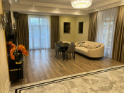 İcarəyə verilir 3 otaqlı 145 m2 yeni tikili 28 May m.