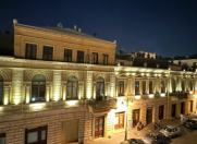 Satılır 4 otaqlı 173 m2 köhnə tikili Sahil m.