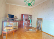 Satılır 3 otaqlı 90 m2 köhnə tikili Azadlıq prospekti m.