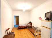 Satılır 1 otaqlı 15 m2 köhnə tikili Neftçilər m.