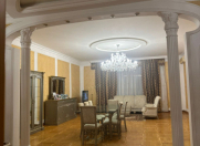 İcarəyə verilir 4 otaqlı 190 m2 yeni tikili 28 May m.