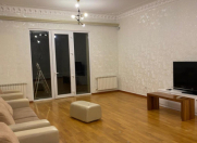 İcarəyə verilir 3 otaqlı 140 m2 yeni tikili 28 May m.