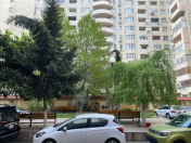 Satılır 4 otaqlı 120 m2 yeni tikili İnşaatçılar m.