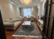 Satılır 3 otaqlı 120 m2 yeni tikili 9 mkr