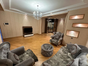 Satılır 4 otaqlı 170 m2 yeni tikili Nizami m.