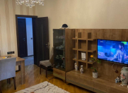 Satılır 3 otaqlı 75 m2 köhnə tikili Sahil m.